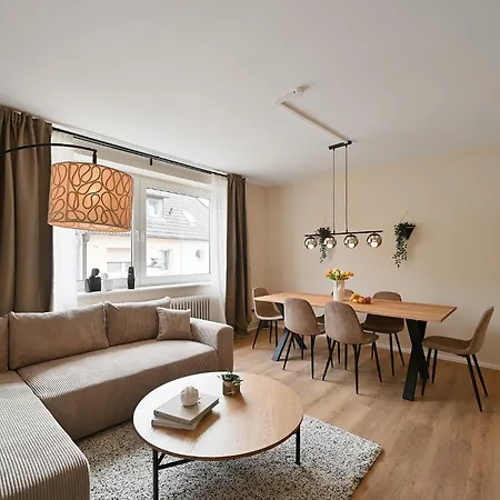 City-apartment Fuer Gruppen Modern & Geraeumig ヴッパータール