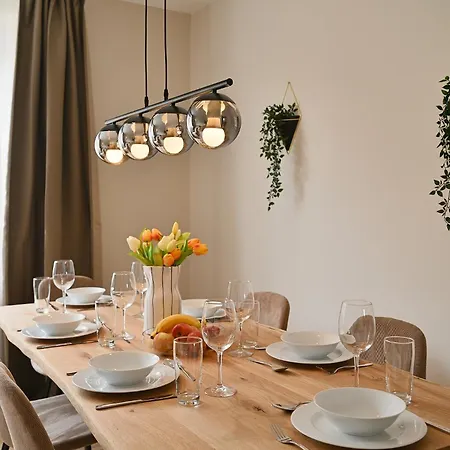 City-apartment Fuer Gruppen Modern & Geraeumig