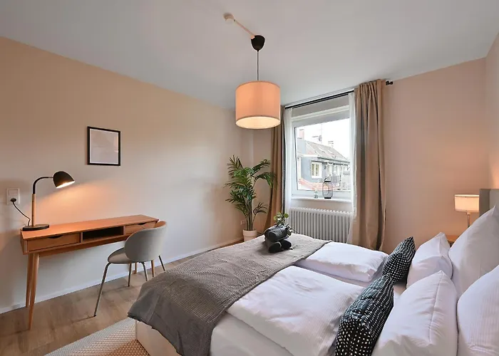 City-apartment Fuer Gruppen Modern & Geraeumig 伍珀塔尔